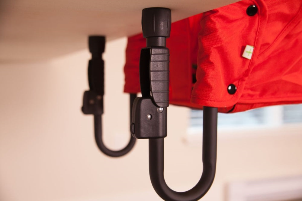 Tischsitz "Perch" von Guzzie + Guss