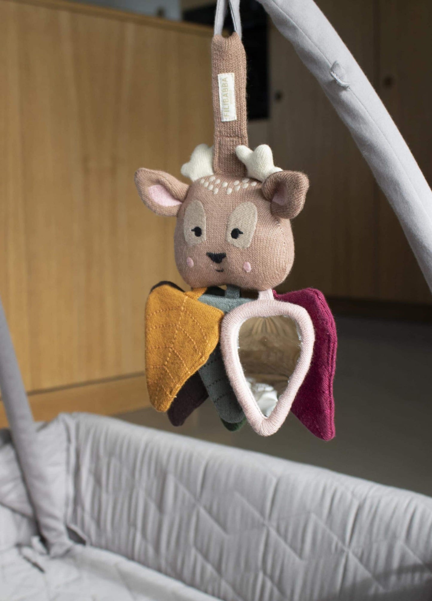 Aktivitätsspielzeug - Bea das Bambi